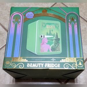 WICKED 4L Mini Beauty Fridge